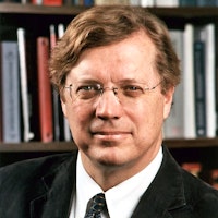 image of Hon. David Scheffer